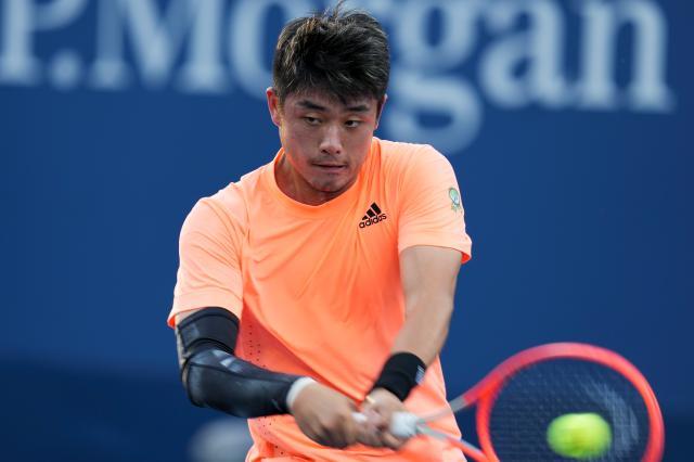 开云下载-冲击百强,张之臻吴易昺策略不同只求殊途同归