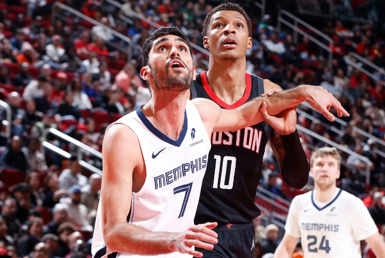 开云下载-又一次表现平庸,火箭锋线新星在各方面的能力都有些缺乏亮点?