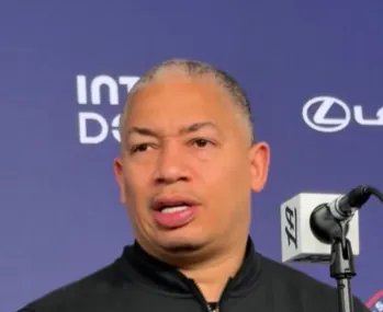 开云网站-卢:下场打开拓者是我们赛季最重要一战,球员们准备好了